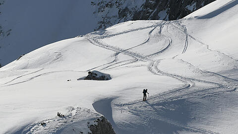 Für Wintersportler wird es eine schwierige Saison. Heimische Wintersportorte wappnen sich für die "zweite Welle". (Symbolbild)