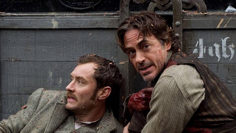 Jude Law und Robert Downey Jr. (r.) im Film "Sherlock Holmes: Spiel im Schatten".