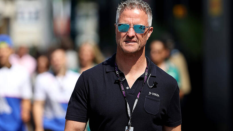 Ralf Schumacher enttarnt einen Dieb in der Lounge seines eigenen Hotels in Südafrika.