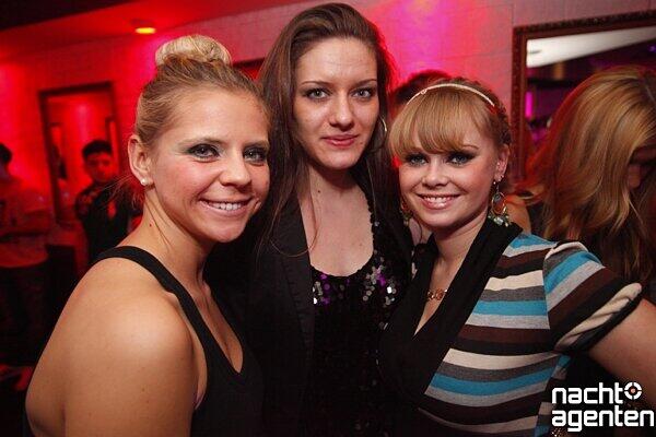 "Garden and restaurant" im Crown's Club am  Samstag, den 15. Dezember. Noch mehr Fotos gibt es hier www.nachtagenten.de.