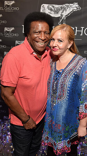 Roberto Blanco kam mit Frau Luzandra.