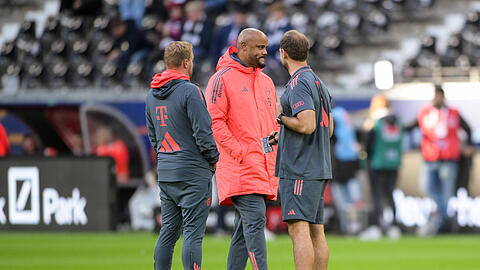 Kann beim FC Bayern weiterhin auf sein Trainerteam bauen: Chefcoach Vincent Kompany.
