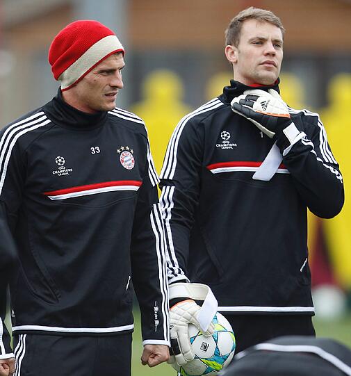 Ob Mario Gomez, Franck Ribery oder Bastian Schweinsteiger - die Bayern geben beim Abschlusstraining vor dem Rückspiel gegen Basel in der Säbener Straße nochmal Gas - hier die Bilder...