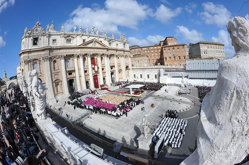 Sehen Sie hier weitere Bilder von der Amtseinführung von Papst Franziskus.