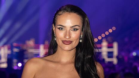 Am 18. Oktober legte Paulina Ljubas beim "Bild"-Promi-Boxen in Essen noch einen glamour&ouml;sen Auftritt hin. Doch hinter den Kulissen k&auml;mpfte sie bereits mit schweren Gedanken.