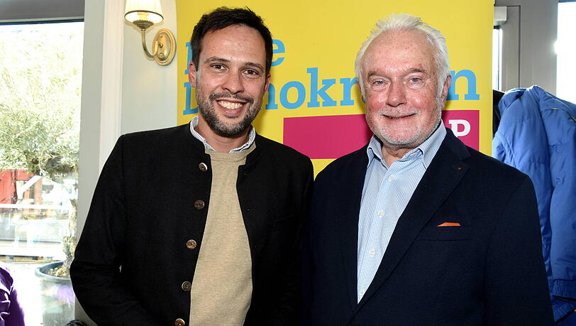 Ein gemeinsamer Termin vor der Kommunalwahl: Wolfgang Kubicki (r.) und Martin Hagen in Baldham.