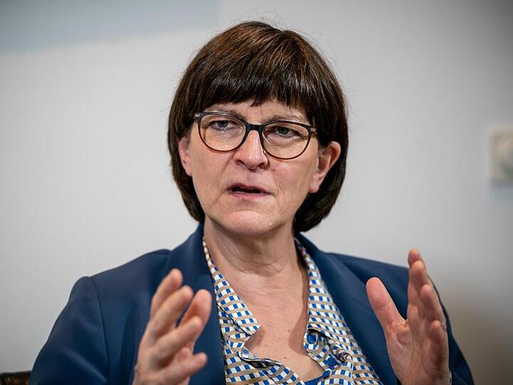 SPD-Chefin Saskia Esken: "Die Vermögensabgabe steht ja in unserem Grundgesetz".