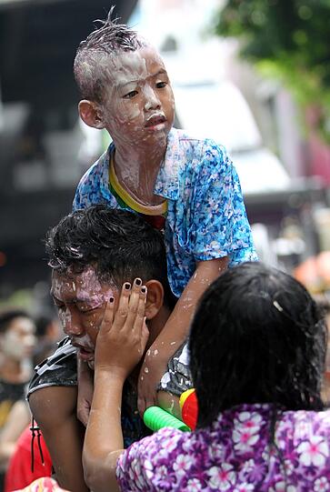 Bangkok wird zu einer riesen Nass-Zone.