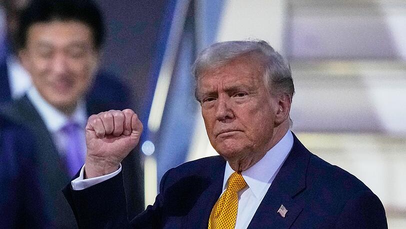 Trump und Kim Jong Un hatten sich während der ersten Amtszeit des Republikaners mehrfach zu Gesprächen getroffen. Trump und Kim Jong Un hatten sich während der ersten Amtszeit des Republikaners mehrfach zu Gesprächen getroffen.