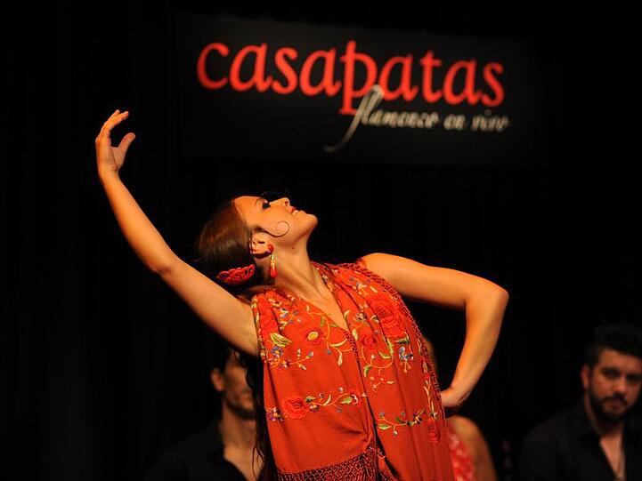 Die Flamenco-Tänzerin Macarena Ramirez in Madrids populärem Flamenco-Tempel Casa Patas.