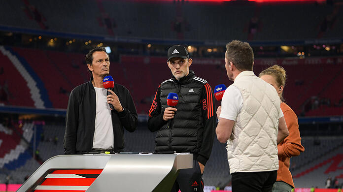 Lothar Matthäus (vorne) und Thomas Tuchel (2.v.l.) am Samstag im Interview nach der Bayern-Niederlage gegen Leipzig.