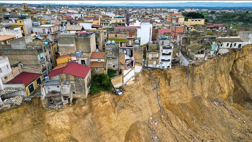 Der Erdrutsch hatte Ende Januar die 25.000-Einwohner-Stadt Niscemi im S&uuml;den Siziliens getroffen. (Archivfoto)