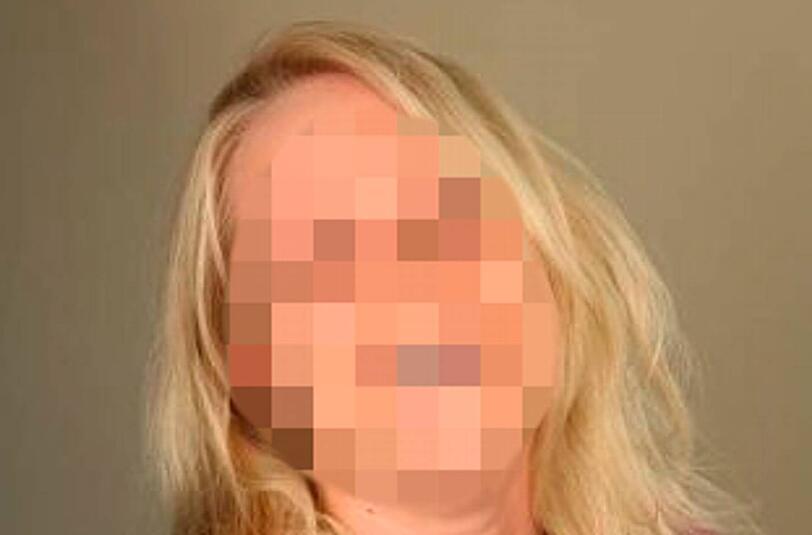 Kauffrau Stephanie R. (25) wurde von der Brasilianerin Erica de L. (26) aus Eifersucht vor der Münchner Disco Pacha verprügelt.