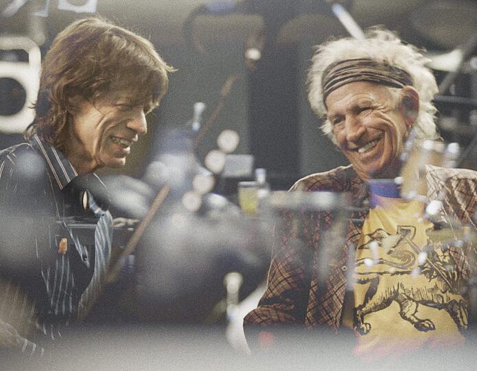 Geballte Lebens- und Musikerfahrung: Mick Jagger und Keith Richards im Studio für &bdquo;Blue & Lonesome&ldquo;.