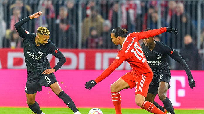 Leroy Sané erzielt gegen Frankfurt das 1:0.