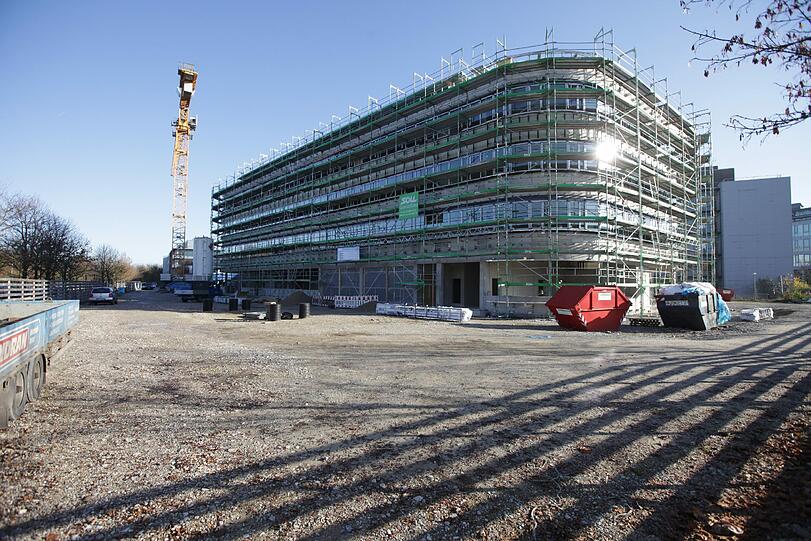 Noch eine Großbaustelle: Das neue OP-Zentrum in Großhadern.