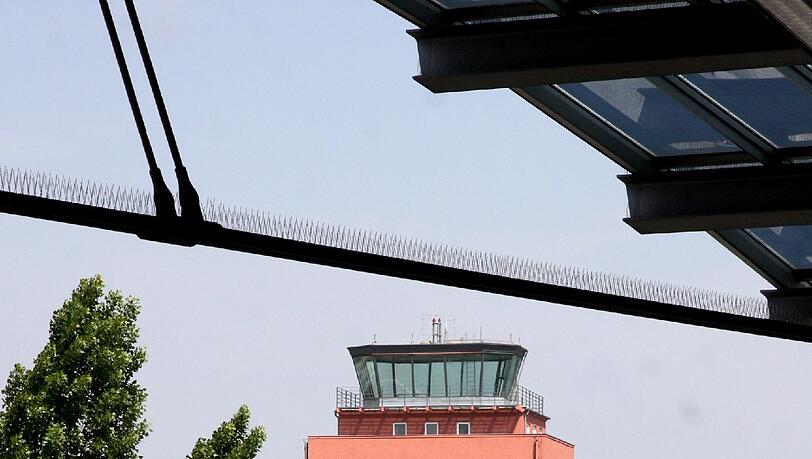 Unschwer zu erkennen: der rostrote Tower in Riem. Unschwer zu erkennen: der rostrote Tower in Riem.