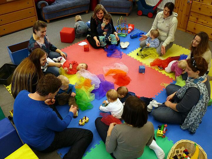 Kinder können mit der neuen Spielgruppe die Welt entdecken und Eltern können sich austauschen.