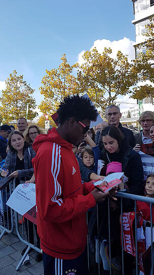 Für die Fans da: David Alaba.