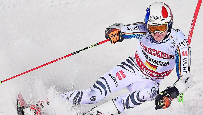 Beim Parallelslalom in Stockholm gelang ihm sein erster Weltcup-Sieg: Das Münchner Ski-Ass Linus Straßer.