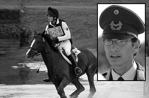 Ein tragischer Sportunfall erschütterte uns im Juni: Der deutsche Vielseitigkeitsreiter Benjamin Winter stürzte mit seinem Pferd Ispo bei einem Geländeturnier und zog sich schwerste Kopfverletzungen zu. Der 25-Jährige verstarb wenig später im Krankenhaus.