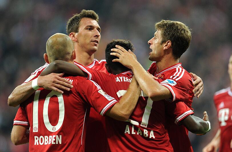 Der FC Bayern hat zum Saisonauftakt einen ungefährdeten 3:1-Sieg gegen Borussia Mönchengladbach eingefahren.