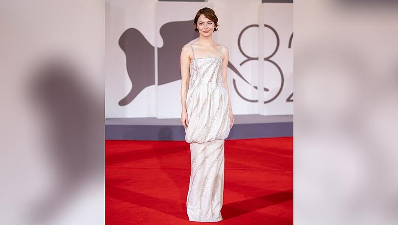 Emma Stone am Donnerstagabend auf dem roten Teppich der "Bugonia"-Premiere in Venedig.