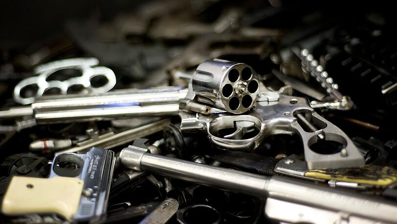 In Bayern entwaffnen die Sicherheitsbehörden 15 als extremistisch eingestuften Personen. (Symbolbild). In Bayern entwaffnen die Sicherheitsbehörden 15 als extremistisch eingestuften Personen. (Symbolbild).