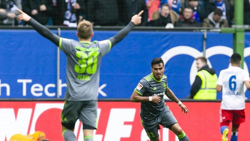 Obenauf beim HSV: FCI-Torschütze Dario Lezcano (2.v.r.) und Thomas Pledl. Obenauf beim HSV: FCI-Torschütze Dario Lezcano (2.v.r.) und Thomas Pledl.