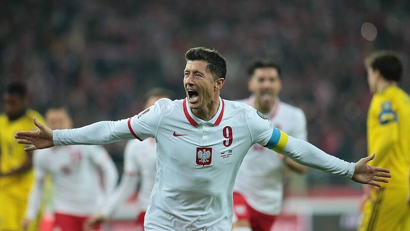 Robert Lewandowski schießt Polen zur WM.