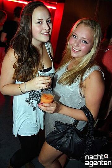 Am Freitag wurden 4 Jahre neraum gebürtig gefeiert! Mehr Bilder unter: www.nachtagenten.de