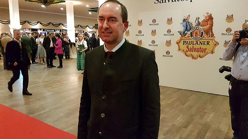Politiker und Prominente auf dem Nockherberg.