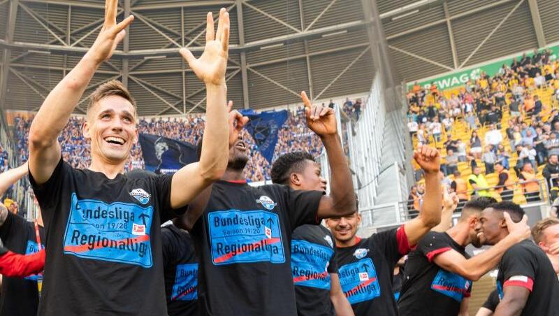 Der SC Paderborn spielt in der kommenden Saison wieder in der Fußball-Bundesliga. Der SC Paderborn spielt in der kommenden Saison wieder in der Fußball-Bundesliga.