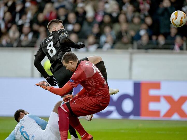 Mit seinem zweiten Treffer stellte Jovic den 4:0-Endstand her.
