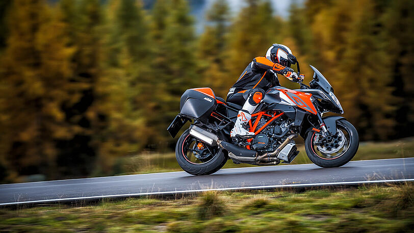 Die kreative Kennzeichen-Befestigung an seinem KTM-Bike brachte einem 19-Jährigen Münchner eine Lese-Strafe ein. (symbolfoto)