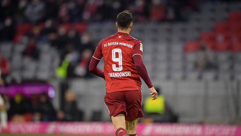 Robert Lewandowski spielt nicht mehr beim FC Bayern, einen Neuner-Ersatz gibt es bislang nicht.