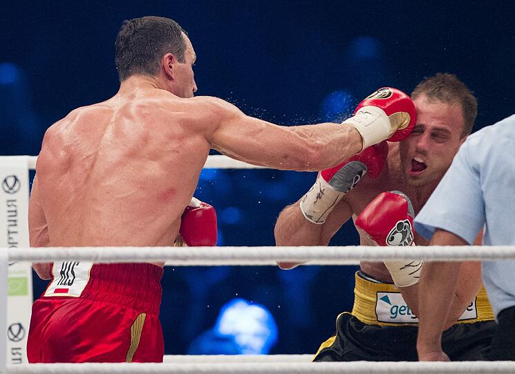 Boxte 2013 gegen Superchampion Klitschko &ndash; und war chancenlos: Francesco Pianeta (r).