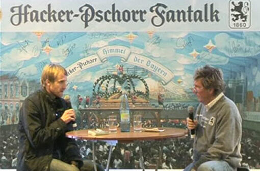 Löwen-Fantalk nach dem 2:1 gegen Eintracht Frankfurt. Daniel Bioerofka im Gespräch mit Moderator Stefan Schneider.