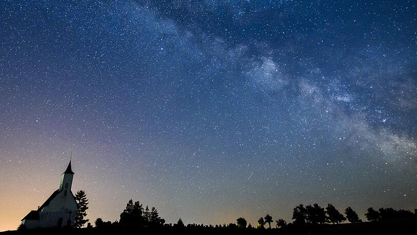 Blick auf die Milchstraße - für dieses Bild aufgenommen in Gemersky Jablonec (Slowakei). Blick auf die Milchstraße - für dieses Bild aufgenommen in Gemersky Jablonec (Slowakei).