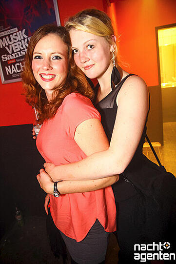 Die besten Partybilder vom Samstag. Hier aus der Nachtgalerie.