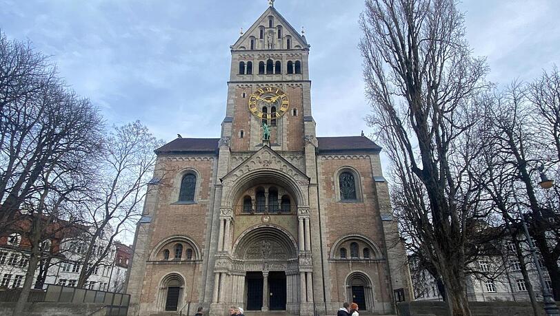 Die St. Anna Kirche im Lehel.