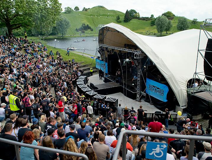 In München sind Open-Air-Flächen für 5.000 bis 20.000 Zuschauer - wie hier im Olympiapark - knapp.