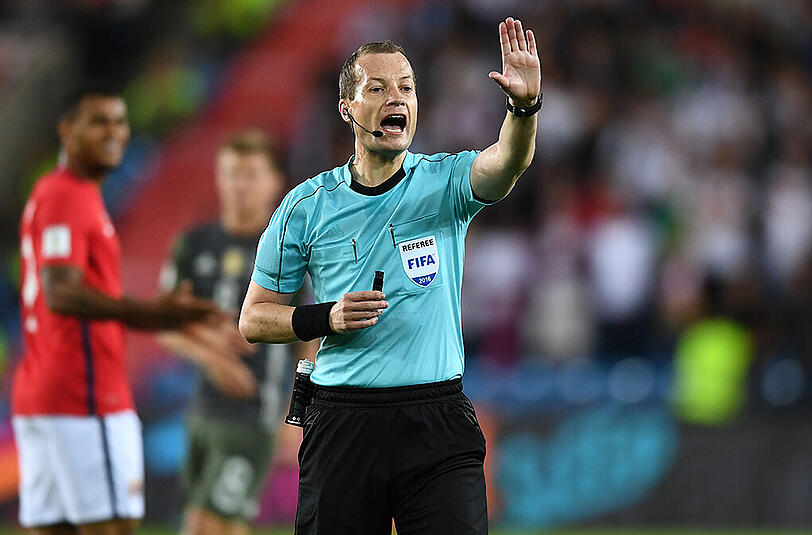 William Collum leitet die Partie der Bayern.
