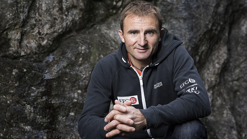 Ueli Steck (hier aufgenommen am 11. September 2015 in Wilderswil)  ist am höchsten Berg der Welt tödlich verunglückt.