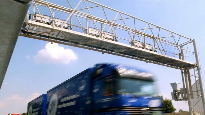 Auch für Lastwagenfahrer heißt es: regelmäßig Pause machen. Andernfalls droht ihnen ein Bußgeld. Auch für Lastwagenfahrer heißt es: regelmäßig Pause machen. Andernfalls droht ihnen ein Bußgeld.