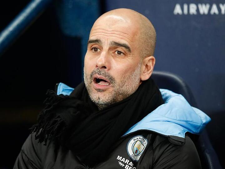 Trainer Pep Guardiola will seinen Vertrag bei Manchester City erfüllen.