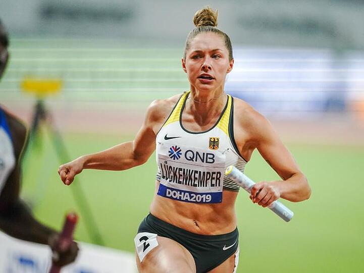Die deutsche 4x100-Meter-Frauenstaffel hat bei der Leichtathletik-WM in Doha den fünften Platz erreicht.