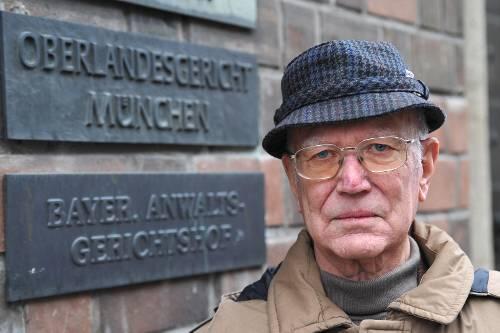 Strahlenopfer Heinz Dankenbring klagt gegen die Bundeswehr vor dem Oberlandesgericht.