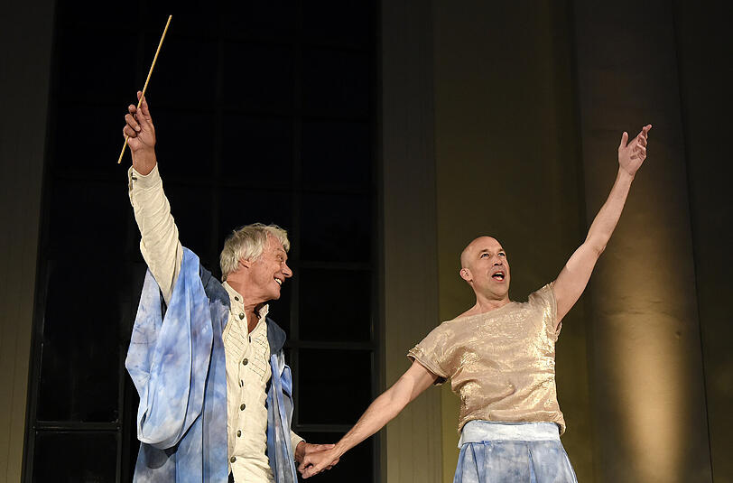 Sie haben den Sturm überstanden: Gunnar Petersen als Prospero (l.) und Sven Schöcker als Ariel.