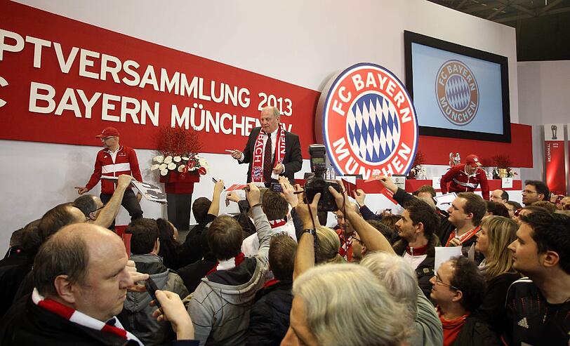 Die besten Bilder der Jahreshauptversammlung des FC Bayern München.